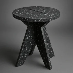 Productos sustentables de plástico reciclado fabricados por Revivir, ejemplo de economía circular en Chile